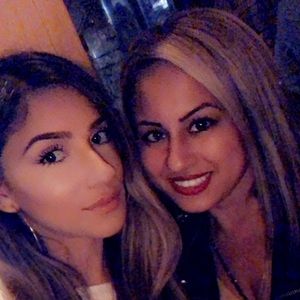 Meet your Posher, Manal